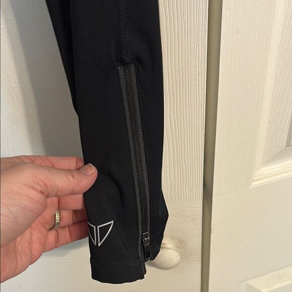 KORSA by Roadrunner Women's Medium Black Leggings Compression Running Reflective - Picture 4 of 14